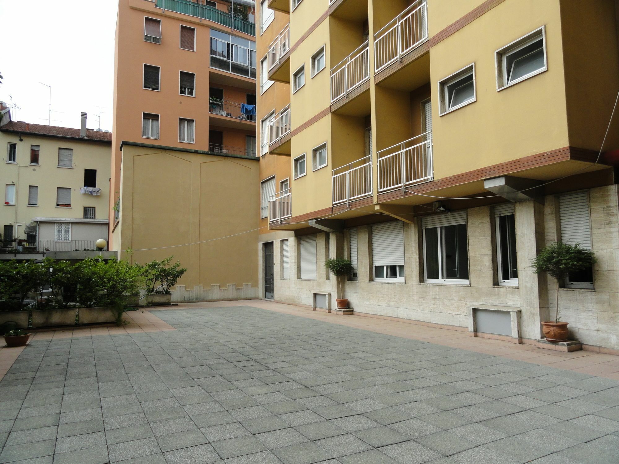 Residence Giusti 6 Milán Exterior foto